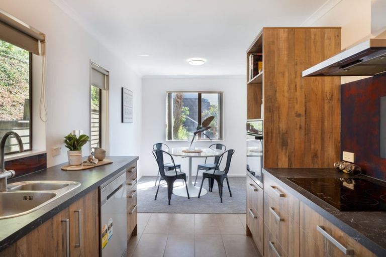 Photo of property in 36 Cambrian Street, Churton Park, Wellington, 6037