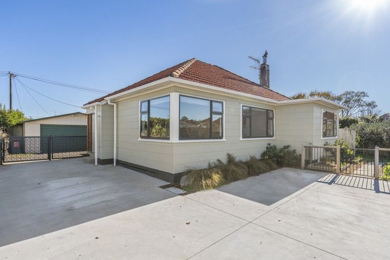Photo of property in 13 Raleigh Street, Vogeltown, New Plymouth, 4310