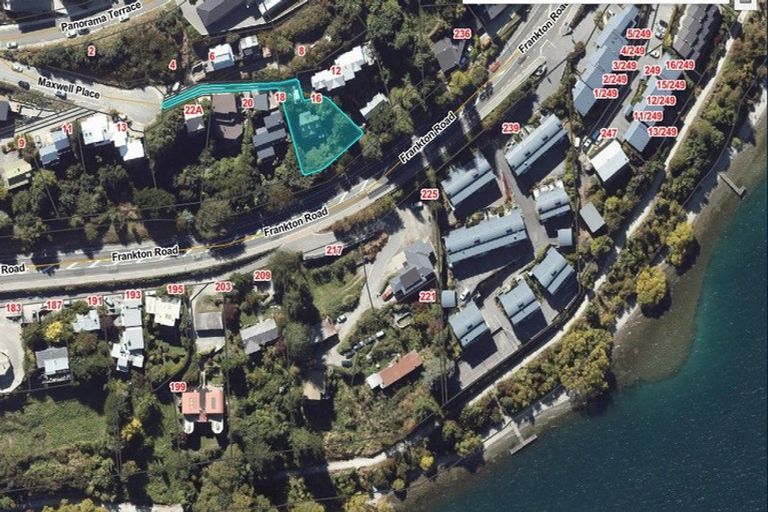 Photo of property in 16 Maxwell Place, Queenstown, 9300