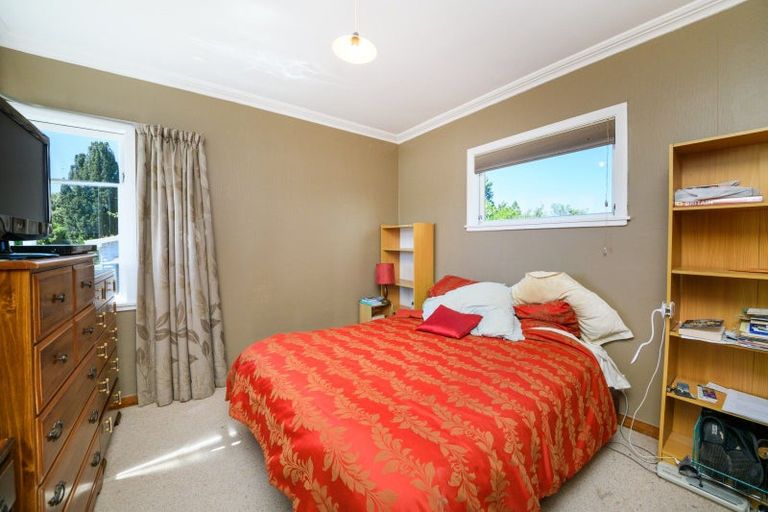 Photo of property in 33 Sheffield Street, Awapuni, Palmerston North, 4412