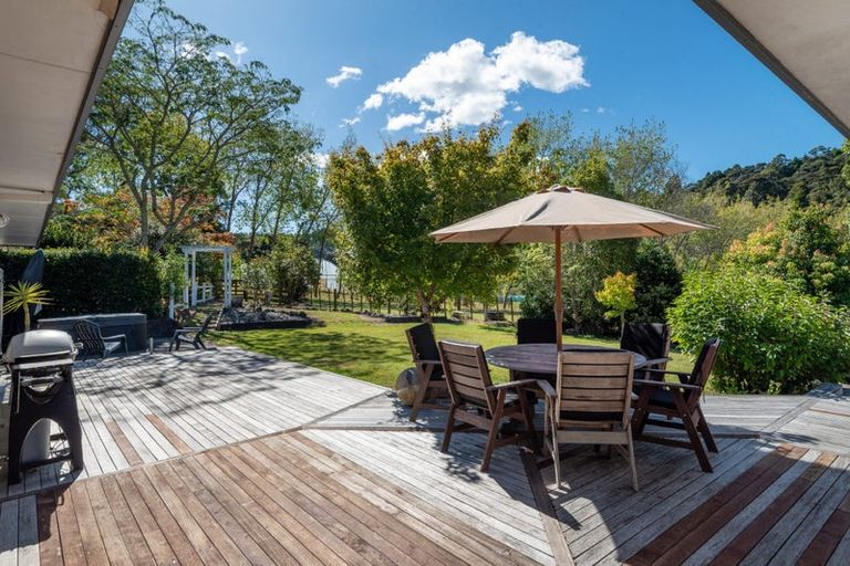 Photo of property in 326 Upper Waiwera Road, Puhoi, Silverdale, 0994