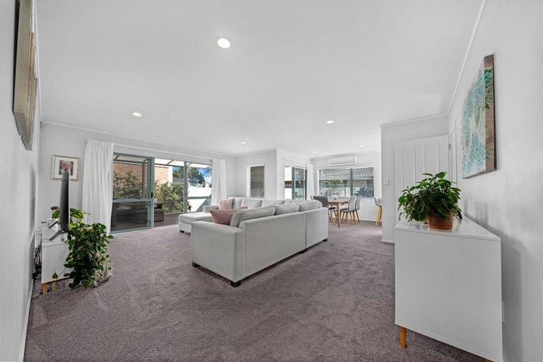 Photo of property in 1/22 Septimus Place, Henderson, Auckland, 0612
