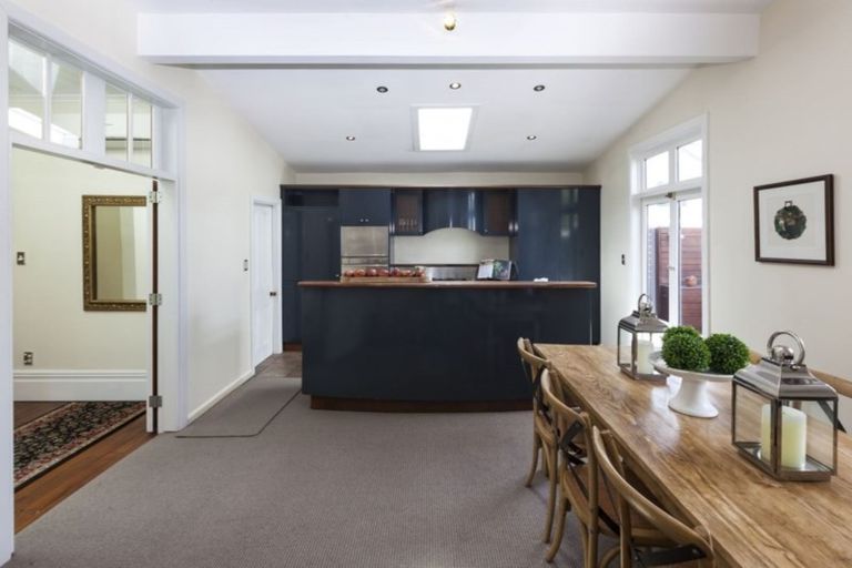 Photo of property in 54 Hawkesbury Avenue, St Albans, Christchurch, 8014