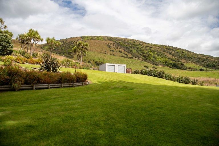 Photo of property in 506 The Nuggets Road, Ahuriri Flat, Kaka Point, 9271