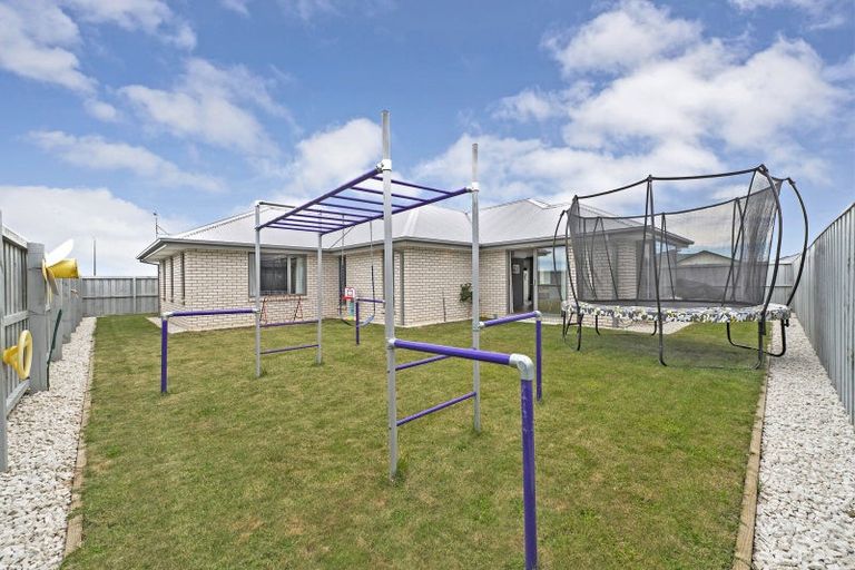 Photo of property in 6 Lady Isaac Drive, Rolleston, 7615