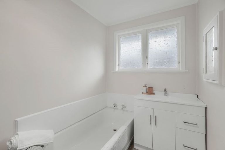 Photo of property in 59 Parenga Street, Wainuiomata, Lower Hutt, 5014
