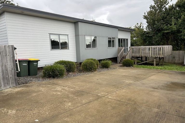 Photo of property in 12a Rembrandt Place, Opaheke, Papakura, 2113