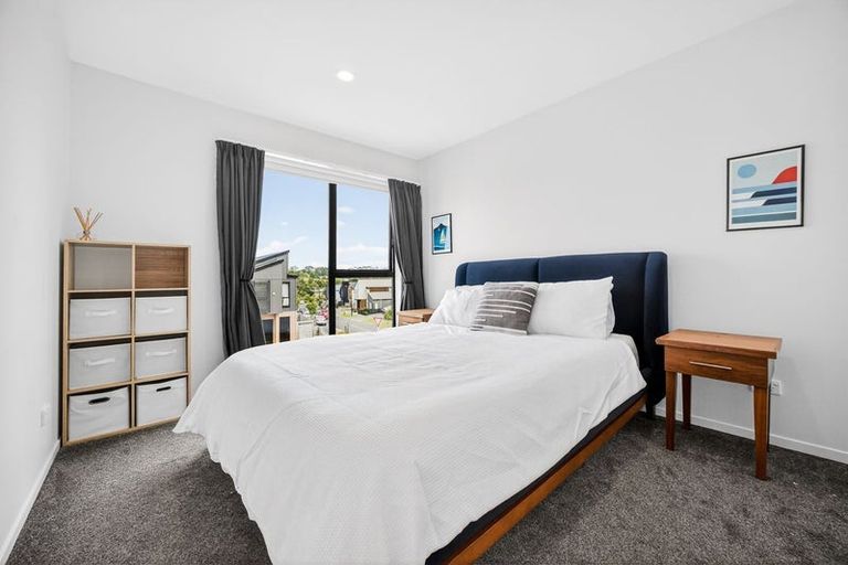 Photo of property in 117 Waekahu Road, Westgate, Auckland, 0814