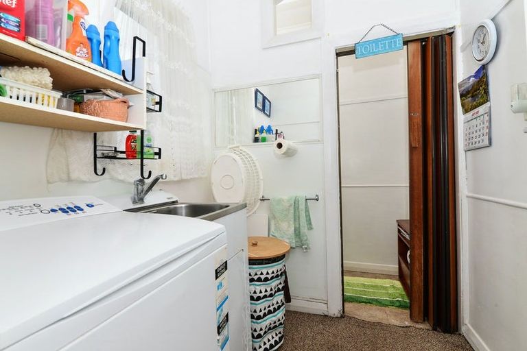 Photo of property in 69 Campbell Street, Frankton, Hamilton, 3204