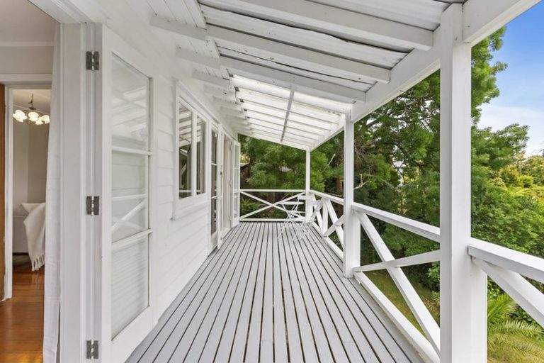 Photo of property in 70 Pleasant Road, Glen Eden, Auckland, 0602