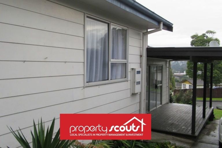 Photo of property in 36 Glenbervie Crescent, Massey, Auckland, 0614