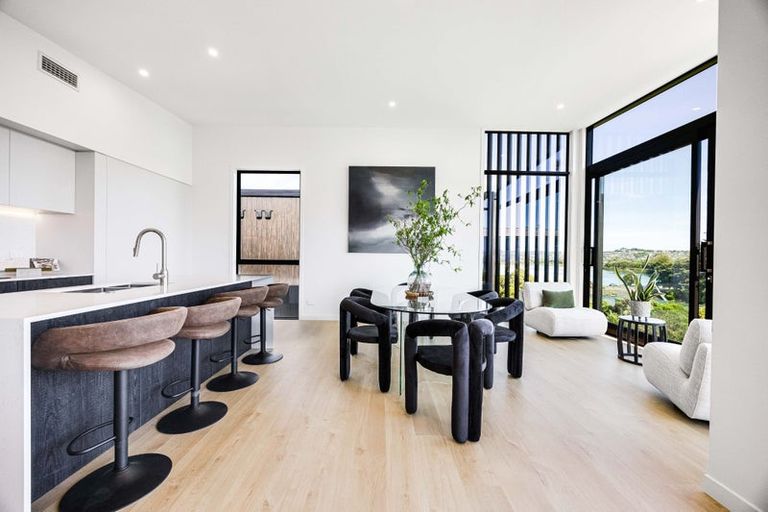Photo of property in 45b Rosario Crescent, Red Beach, 0932