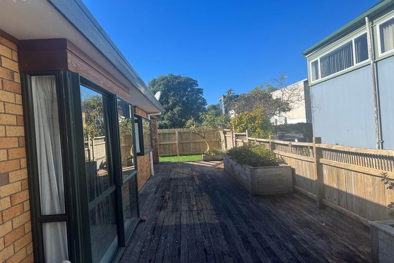 Photo of property in 4/26 Inverness Road, Browns Bay, Auckland, 0630