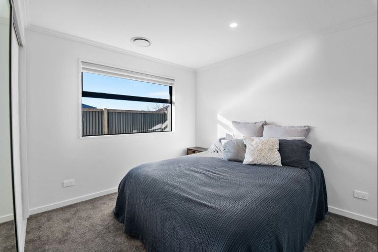 Photo of property in 6 Maleny Lane, Rolleston, 7615