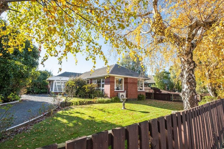 Photo of property in 22 Gainford Street, Avonhead, Christchurch, 8042