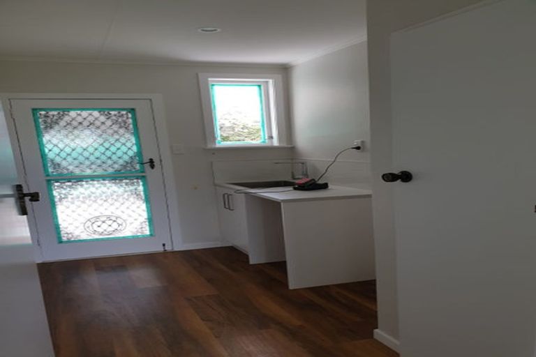 Photo of property in 10 Rakino Place, Awapuni, Palmerston North, 4412