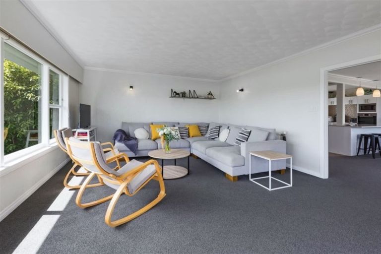 Photo of property in 31 Brora Crescent, Papakowhai, Porirua, 5024