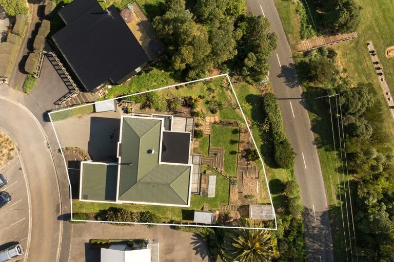 Photo of property in 9 Ngaio Grove, Robinsons Bay, Akaroa, 7581