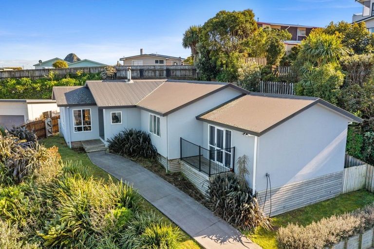 Photo of property in 25a Hobart Drive, Spotswood, New Plymouth, 4310