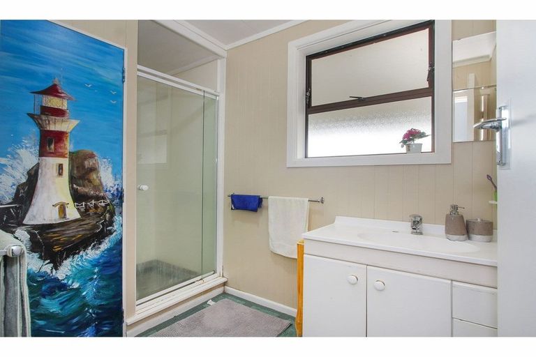 Photo of property in 33 Metcalfe Road, Ranui, Auckland, 0612