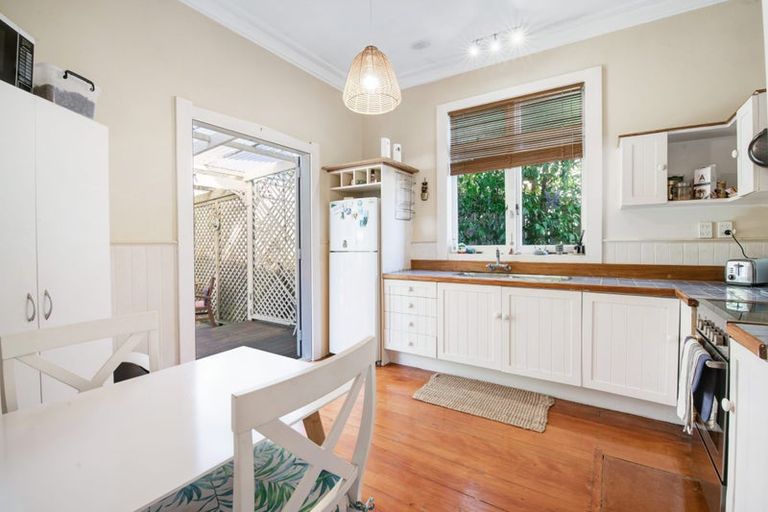 Photo of property in 23 Mangakura Road, Helensville, 0800