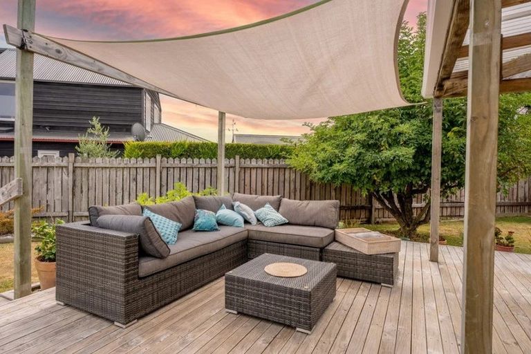 Photo of property in 25 Kanawa Street, Waikanae, 5036