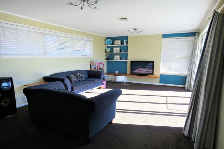 Photo of property in 50 Brougham Street, Westport, 7825