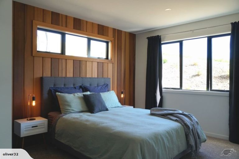 Photo of property in 6a Kinross Lane, Jacks Point, Queenstown, 9371