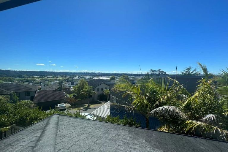 Photo of property in 86 Oakway Drive, Schnapper Rock, Auckland, 0632
