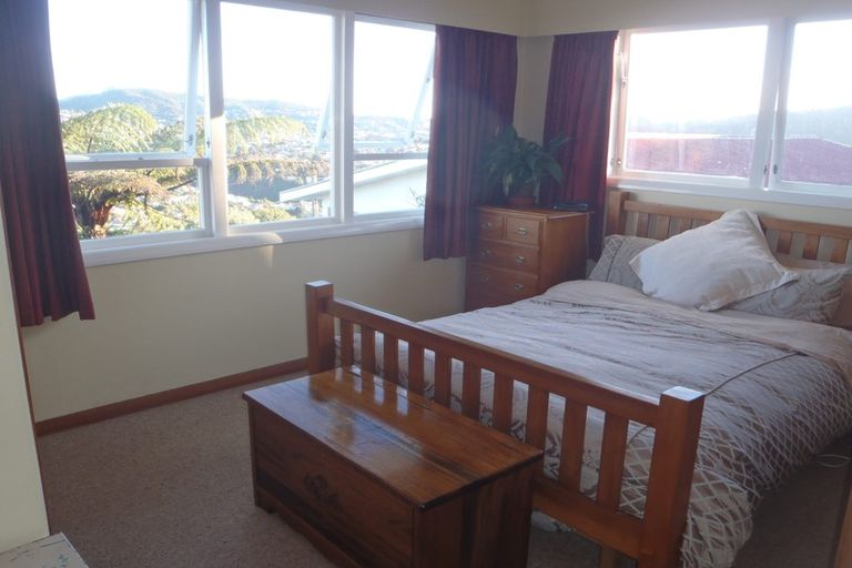 Photo of property in 57 Bedford Street, Northland, Wellington, 6012