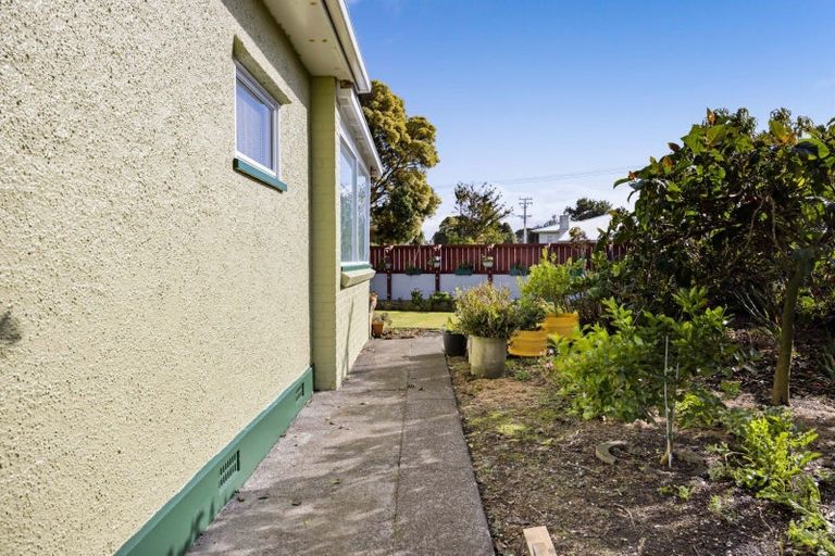 Photo of property in 22 Kapuni Street, Manaia, 4612