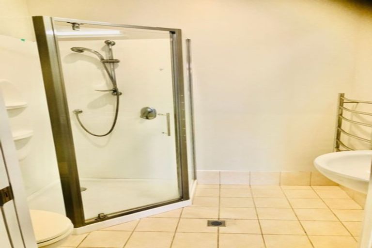 Photo of property in 5/44 Carlos Drive, Flat Bush, Auckland, 2016