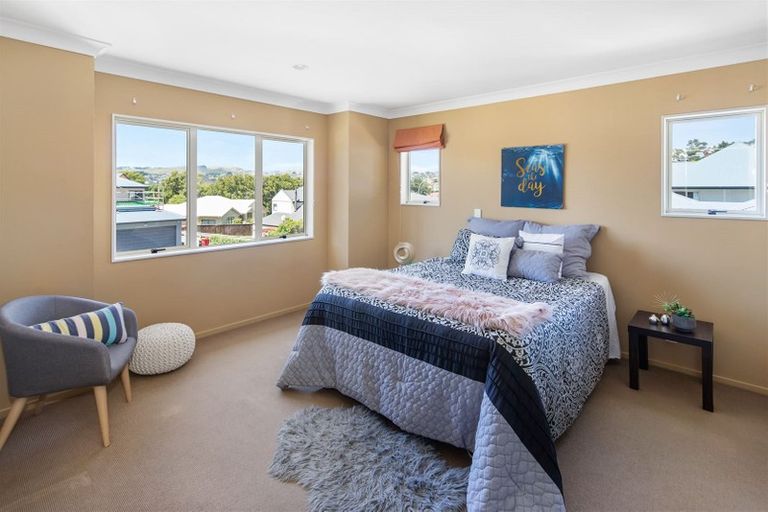 Photo of property in 6 Chippenham Grove, Churton Park, Wellington, 6037