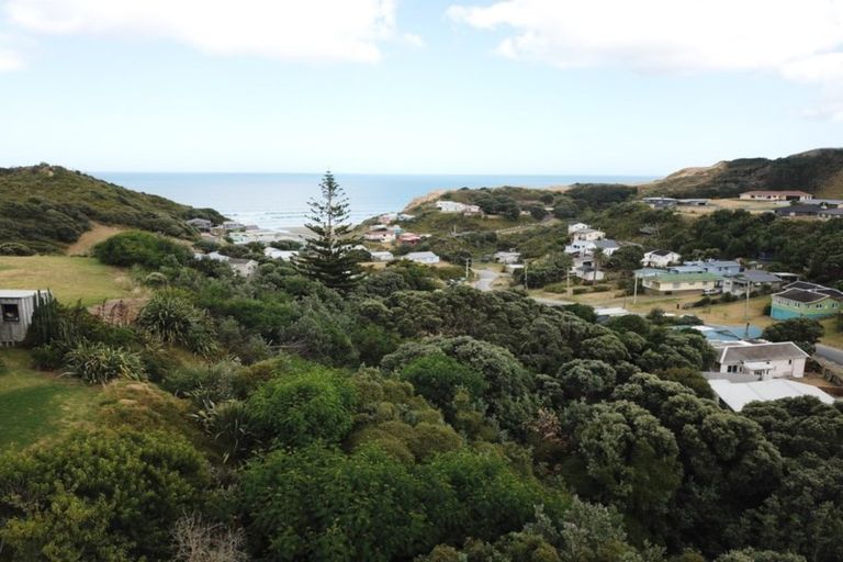 Photo of property in 1/38 Seaview Road, Glenfield, Auckland, 0629