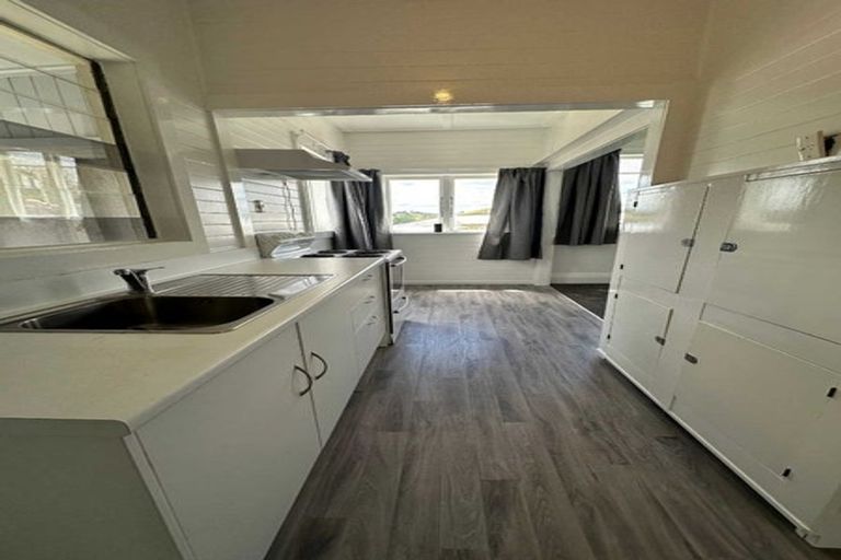 Photo of property in 14 Station Road, Te Kamo, Whangarei, 0112