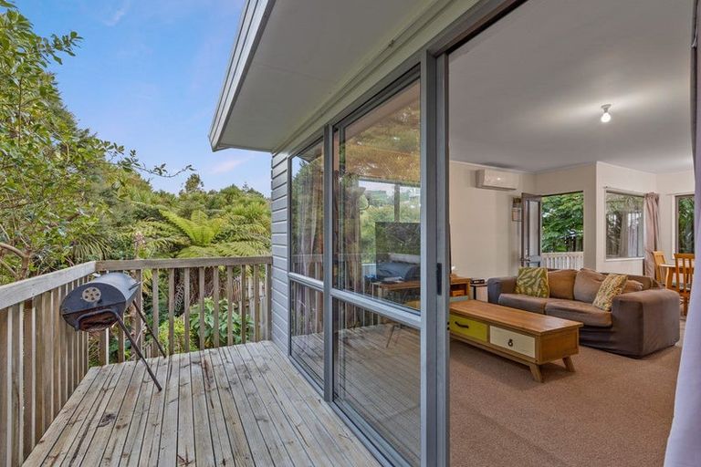 Photo of property in 6 Logan Lane, Stanmore Bay, Whangaparaoa, 0932