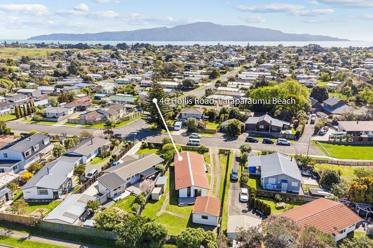 Photo of property in 46 Hollis Road, Paraparaumu Beach, Paraparaumu, 5032
