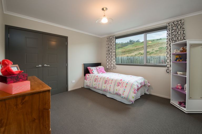 Photo of property in 16 Irwin Logan Drive, Mosgiel, 9024