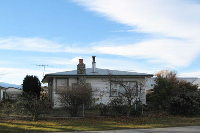 Photo of property in 83 Inniscort Street, Cromwell, 9310