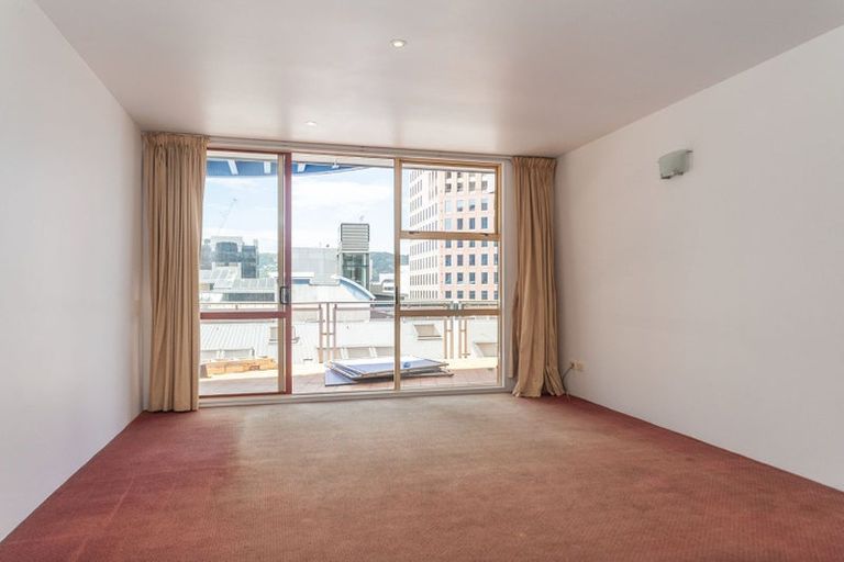 Photo of property in Sirocco Apartments, 616/8u Church Street, Wellington Central, Wellington, 6011