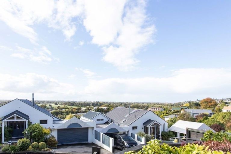 Photo of property in 5 Uldale Place, Northpark, Auckland, 2013