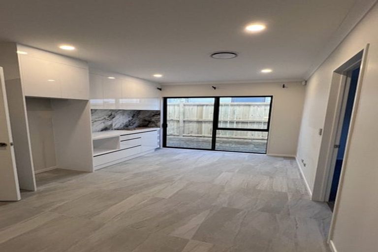 Photo of property in 35 Ksenia Drive, Flat Bush, Auckland, 2019