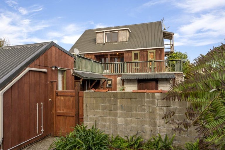 Photo of property in 12 Ngapotiki Street, Paraparaumu Beach, Paraparaumu, 5032