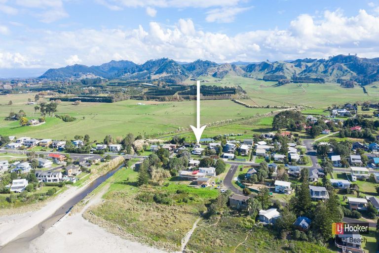 Photo of property in 94a Seaforth Road, Waihi Beach, 3611