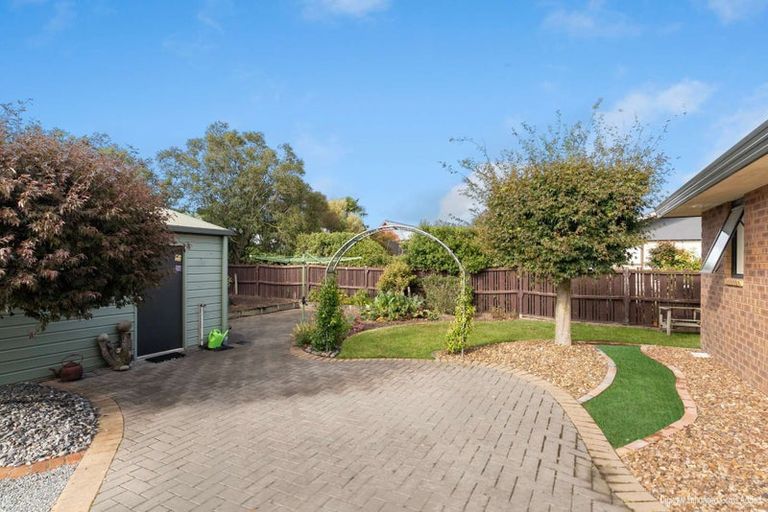 Photo of property in 18 Woodville Street, Leeston, 7632