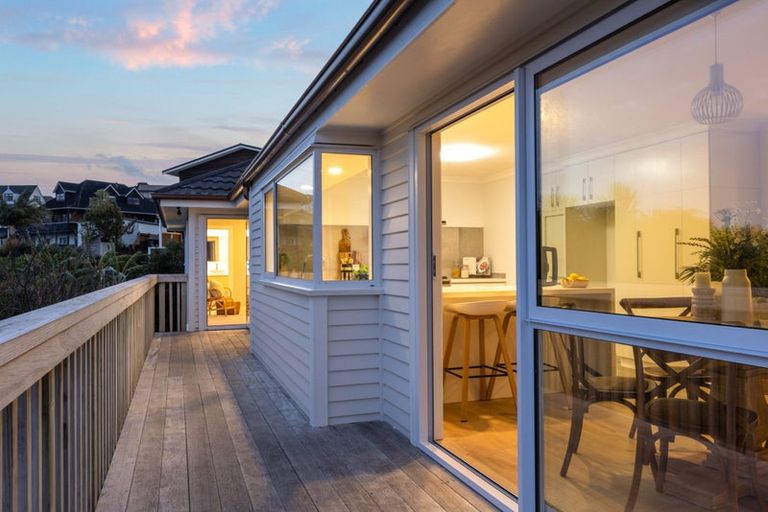 Photo of property in 70 Bay Vista Drive, Red Beach, 0932