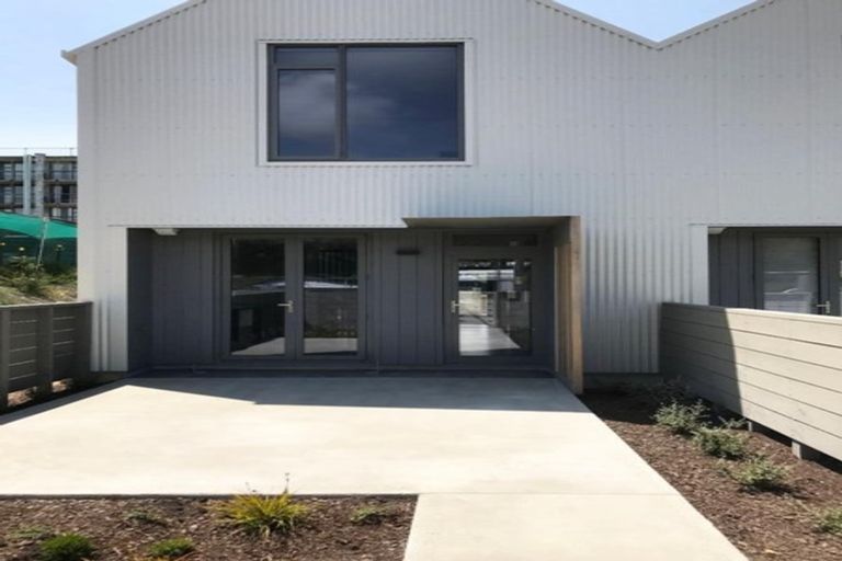 Photo of property in 383 Adelaide Road, Newtown, Wellington, 6021