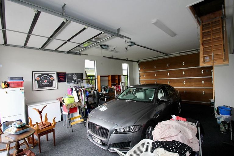 Photo of property in 8 Sara Way, Whitianga, 3510