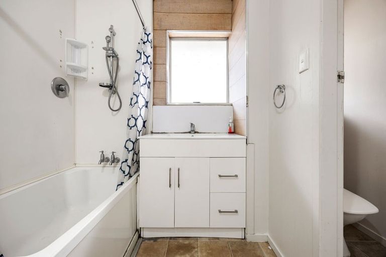 Photo of property in 3/46 May Street, Hamilton East, Hamilton, 3216