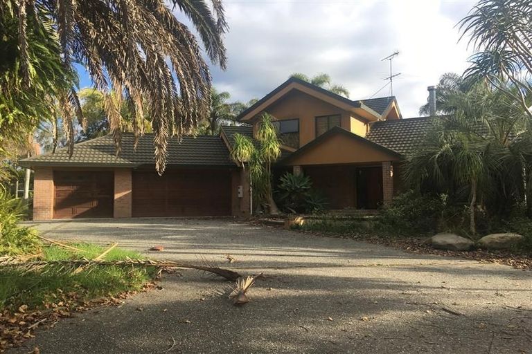 Photo of property in 18 Sinton Road, Hobsonville, Auckland, 0618